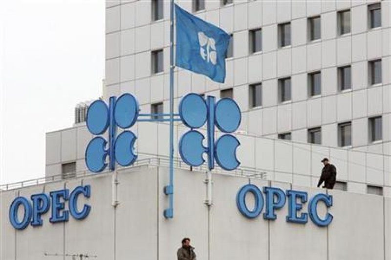 OPEC beri tahu UE, tidak mungkin ganti kehilangan pasokan minyak Rusia