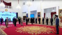 Jokowi Lantik Pejabat KPU Periode 2022-2027