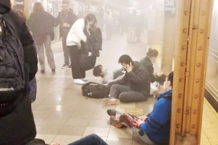 13 Orang Luka luka Akibat Serangan Penembakan di Kereta Bawah Tanah Brooklyn, New York