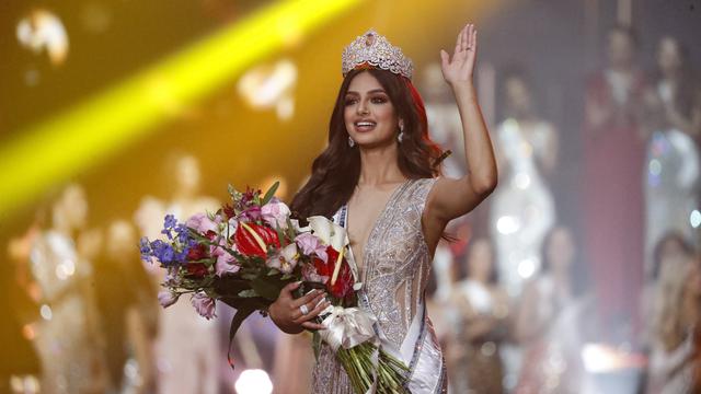 Miss Universe Harnaaz Sandhu enjoys Indonesian hospitality