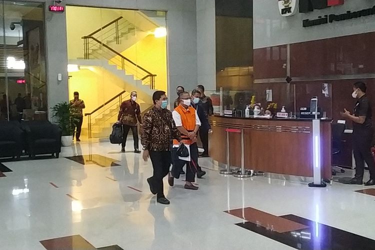 KPK Tahan Eks Dirjen Hortikultura Kementerian Pertanian Hasanuddin Ibrahim