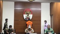 KPK Tahan Tersangka kasus korupsi Pengadaan Helikopter AW-101, Nasib Sekjen DPR RI Masih Ditangan Penyidik