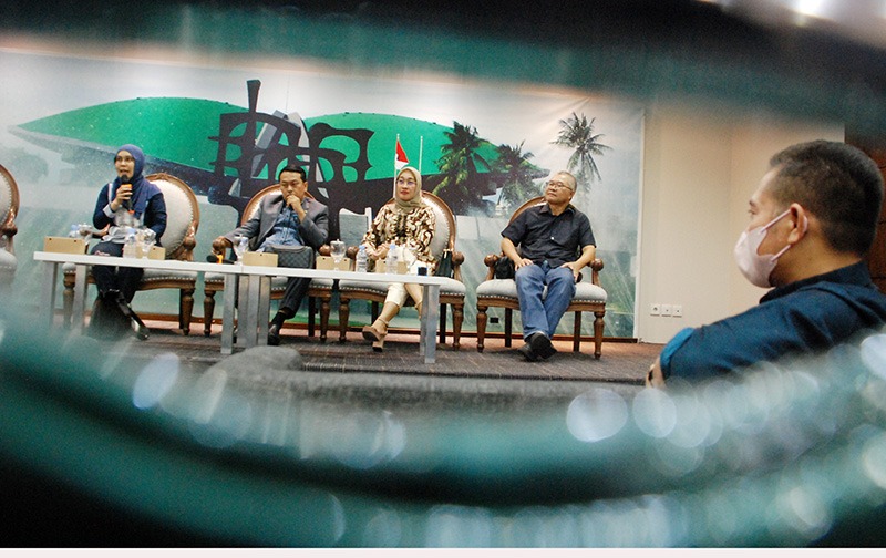 DPR: Alokasi Anggaran Tak Pro Rakyat, BPDP Kelapa Sawit Dzolim Petani