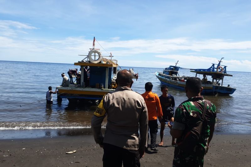 14 penumpang kapal yang tenggelam di perairan Ternate ditemukan selamat