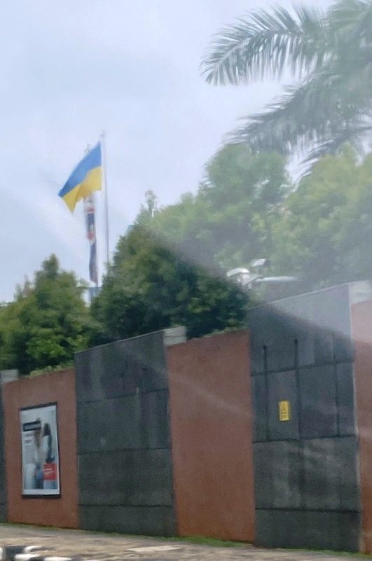 Before in Indonesia the British Embassy Raised the LGBT Flag Was Also a Controversy in the UAE