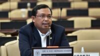 herman-khaeron-dpr-demokrat-2-800_dok-dpr-758x505 Partai Demokrat Respons Wacana Potong Gaji
