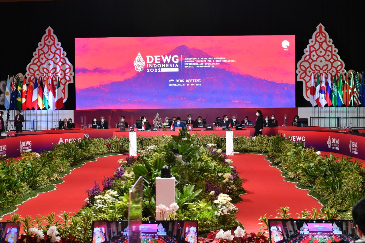 Menkominfo Johnny G. Plate Membuka Pertemuan Kedua Forum DEWG G20