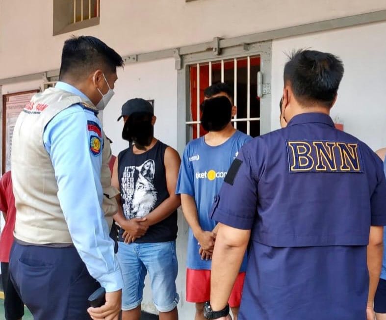 Why Youth Prison Inmates Can Use Drugs?