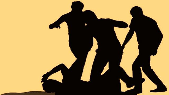 Pria yang Kerap Memaki Orang Saat Melintas Akhirnya Tewas Dikeroyok