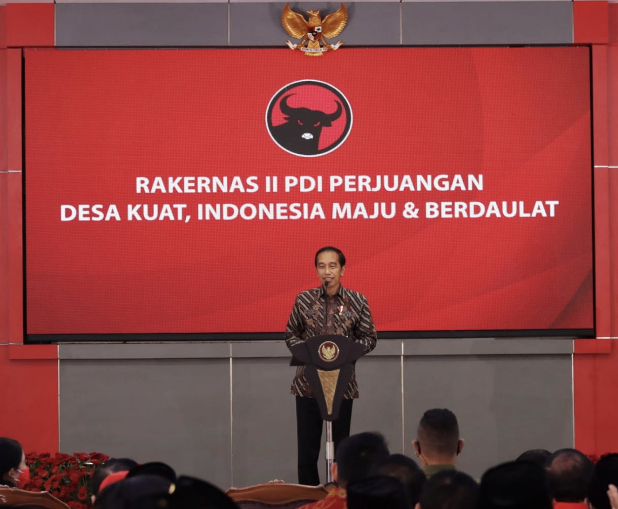 Diacara Rakernas PDIP, Presiden Jokowi Sebut Krisis Dunia Datang Bertubi-tubi