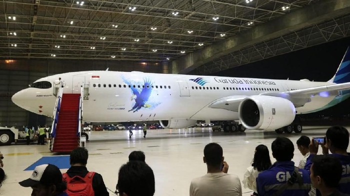 Kejaksaan Memeriksa Dua Saksi Pengadaan Pesawat Garuda