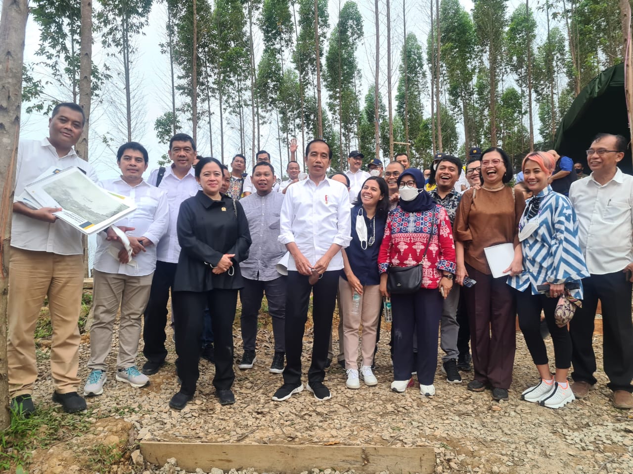 Asked whether she wants to be 'Endorsed' as a presidential candidate so that Jokowi invites Puan to review the IKN, Ms: This is just a task to the council