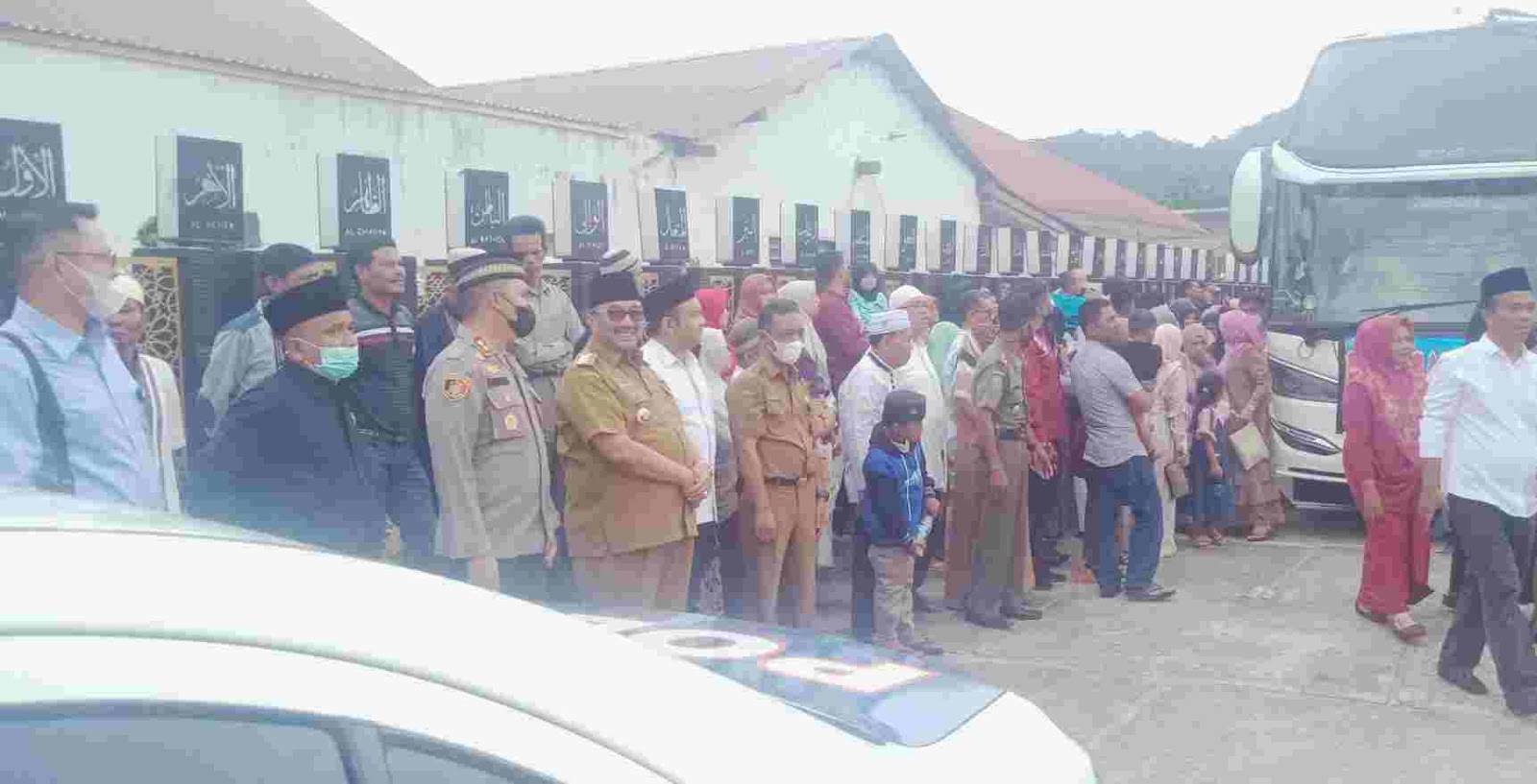 133 Jemah Haji Asal Pasaman Dilepas Keberangkatannya Oleh Bupati Pasaman