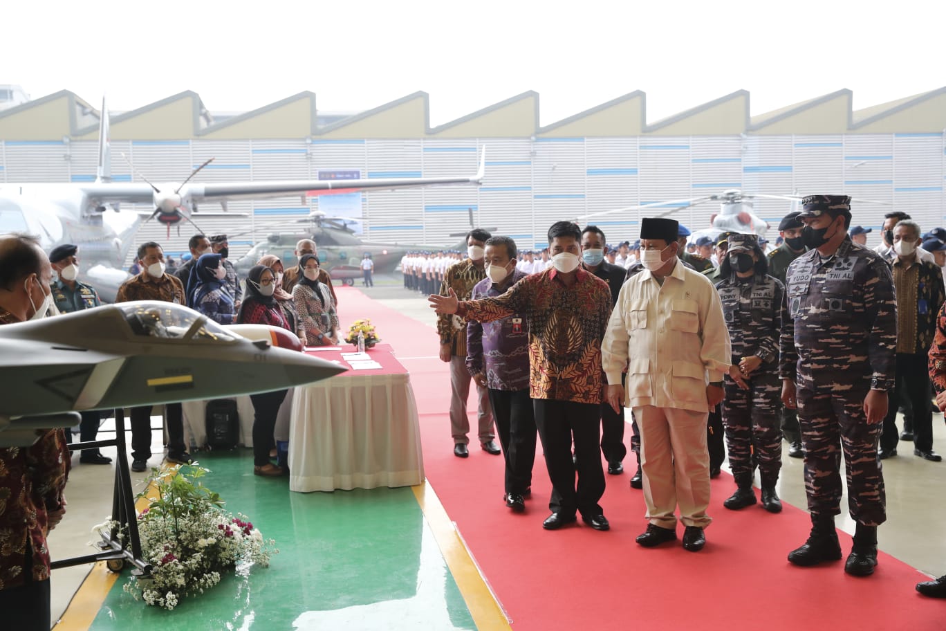 Prabowo di PTDI: Jaga Investasi Rakyat!