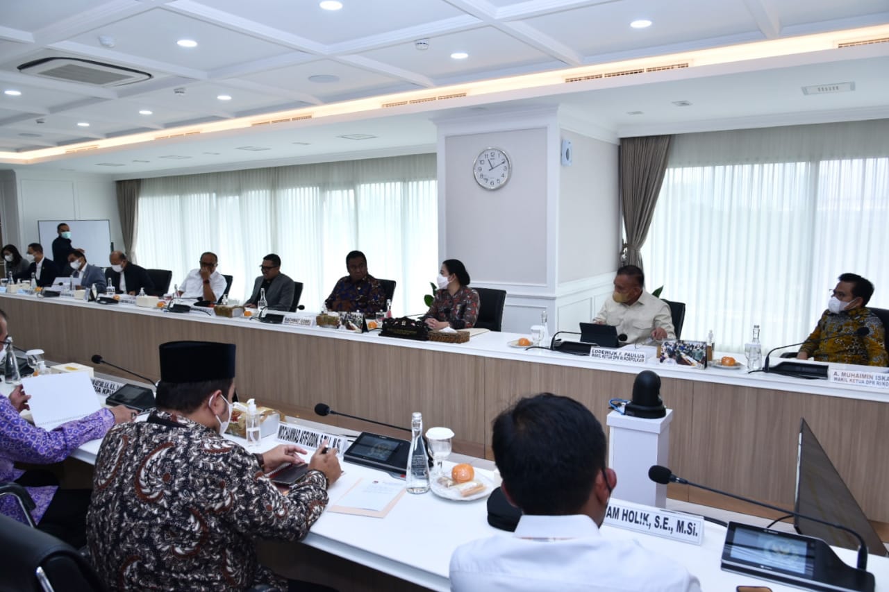 Bertemu Komisioner KPU, Puan Pastikan Tahapan Pemilu Segera Dimulai