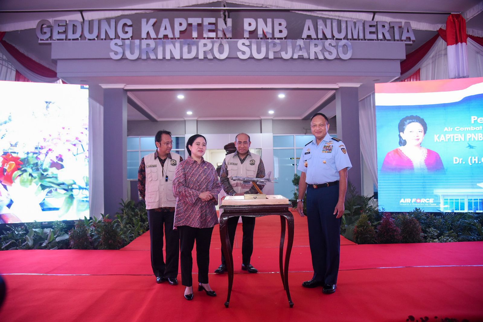 Nama Surindro Supjarso Dijadikan Gedung di Lanud Iswahjudi, Puan: Beliau Patriot Tangguh