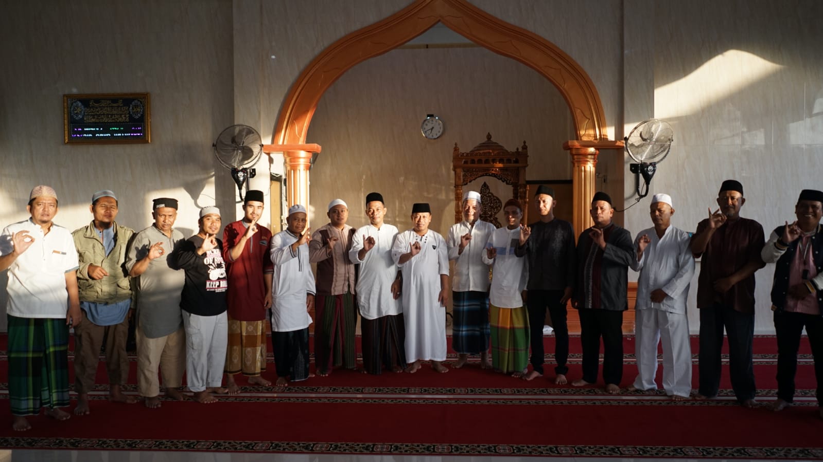 Realizing the Vision and Mission of the Religious Tanjungbalai, Acting Mayor Waris Tholib Continues to Inspire the Congregational Fajr Prayer Movement