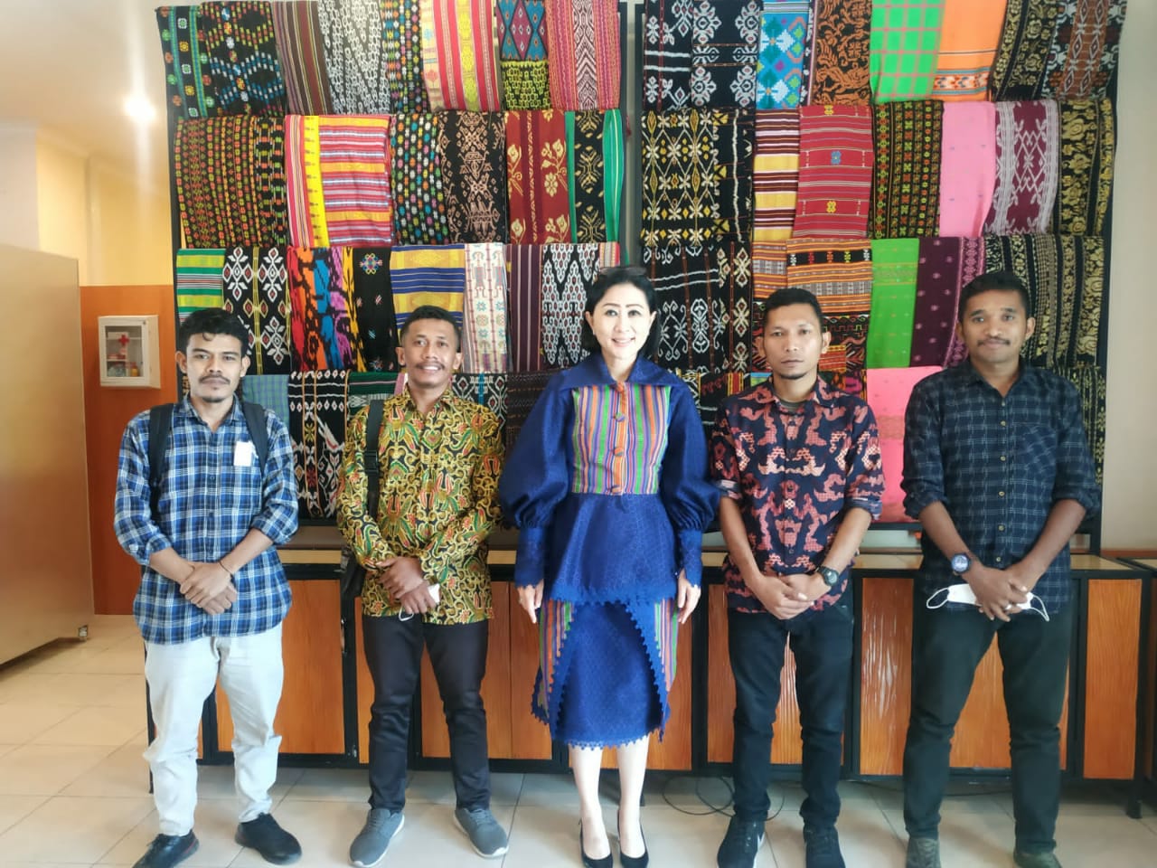 Julie Sutrisno Laiskodat Dukung Pelaksanaan LKK PMKRI Cabang Kupang 