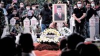 President Conveys Condolences for the Death of Tjahjo Kumolo