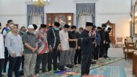 Petakziah Terus Berdatangan ke Gedung Pakuan Warga, Kepala Daerah, Hingga Dubes Sampaikan Dukacita