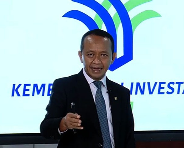 Menteri Bahlil wajibkan Freeport bangun smelter di Papua
