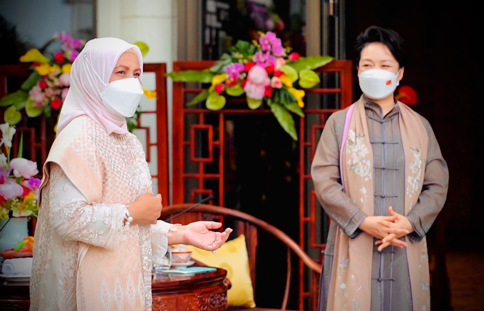 Inilah Moument Keakraban Iriana Jokowi dan Madam Peng Liyuan Xi Jinping