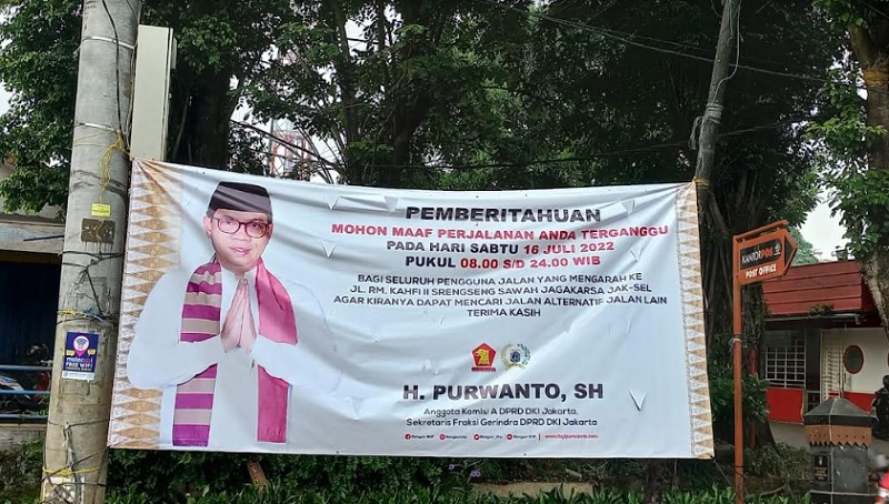 Tutup Jalanan saat Pesta, Masyarakat Minta Prabowo Pecat Purwanto Anggota DPRD DKI, Pengamat : Itu Karena Egois