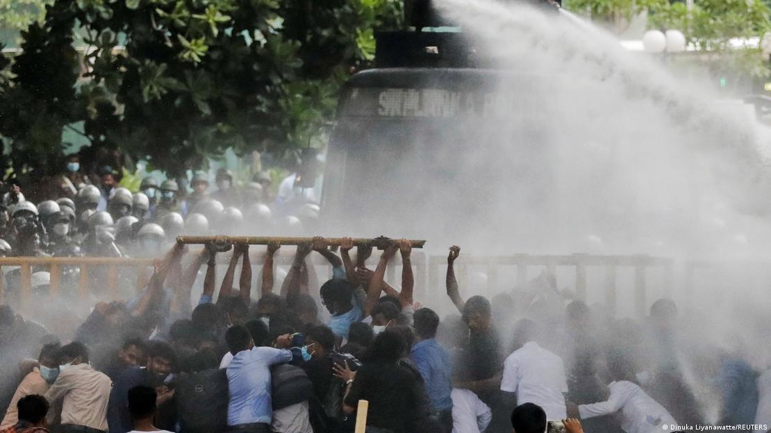 Bangkrutnya Sri Lanka Jadi Peluang India Geser Pengaruh Cina