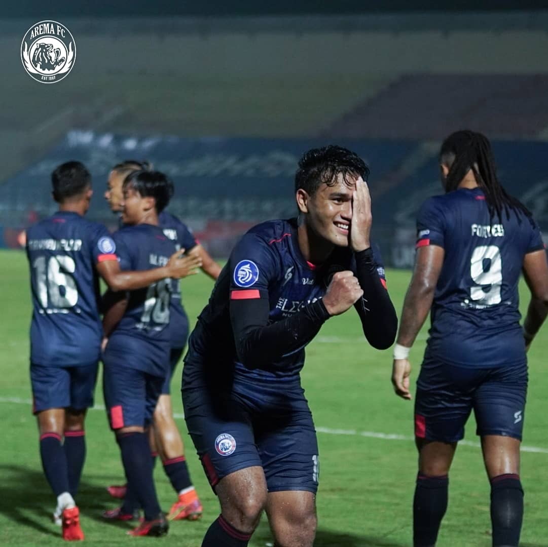 Piala Presiden 2022 Arema FC ke semi final seusai kalahkan Barito lewat adu penalti