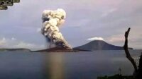 Gunung Anak Krakatau Erupsi, PVMBG Minta Agar Tidak Mendekat