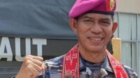 Lantamal XII Pontianak hadirkan triatlon seberangi Sungai Kapuas