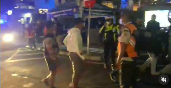 Petugas Gabungan Pemprov DKI Bubarkan Citayem Fashion Week