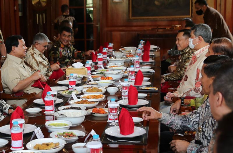 Prabowo dan Doni Monardo Bertemu Tukar Pikiran soal Kesejahteraan Purnawirawan