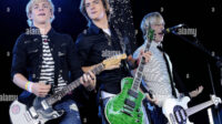 ross-lynch-rocky-lynch-and-riker-lynch-of-r5-performs-at-molson-canadian-DM7EF1 Ross dan Rocky Lynch bersaudara bentuk The Driver Era, rilis "Malibu"