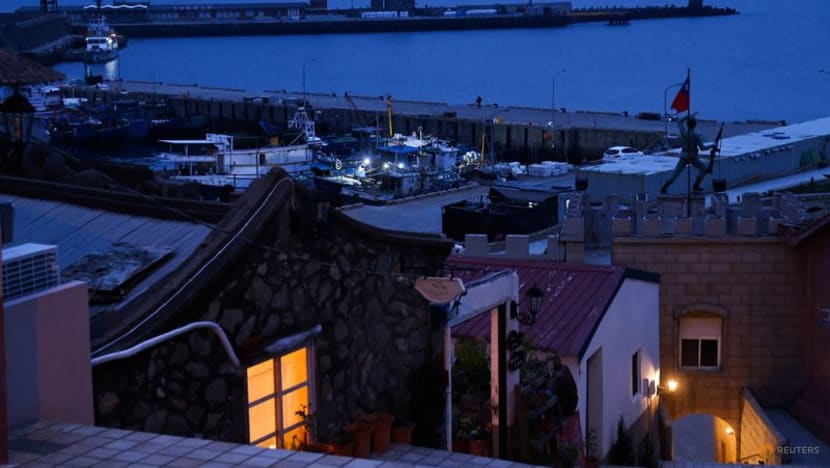 Taiwan tembakkan suar ke drone yang diduga milik China yang melirik pulau terpencil