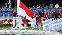 Pasukan Pengibar Bendera Pusaka (Paskibraka) bersiap mengibarkan Bendera Merah Putih saat Upacara Peringatan Detik-Detik Proklamasi 1945 di Istana Merdeka, Jakarta, Sabtu (17/8/2019). 68 Anggota Paskibraka Diharapkan dalam Kondisi Sehat saat Upacara HUT Ke-77 RI