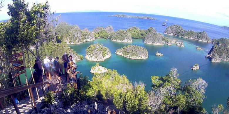 Pemerintah dukung wisata kayak kampung Sapokren Raja Ampat