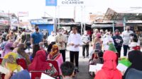 Blusukan Ke Pasar Cicaheum Bandung, Presiden Jokowi Temukan Harga Telur Masih Tinggi di Bandung
