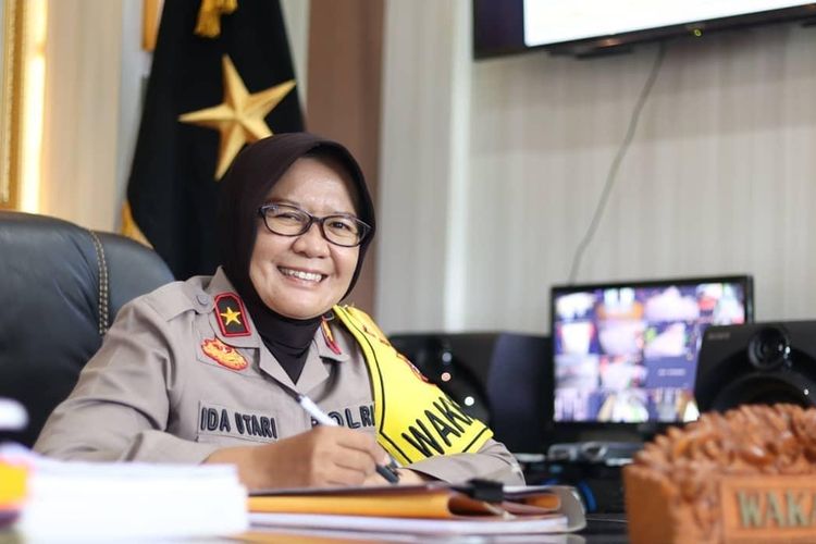 Dua Polwan Naik Pangkat Jadi Irjen dan Brigjen