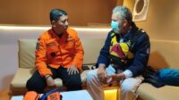 Tim SAR selamatkan warga negara Australia di Selat Lombok
