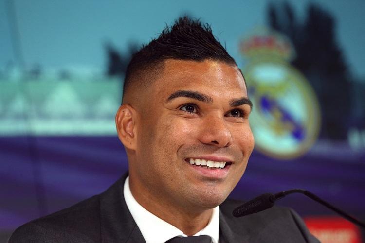 Casemiro bantah gabung Manchester United karena uang