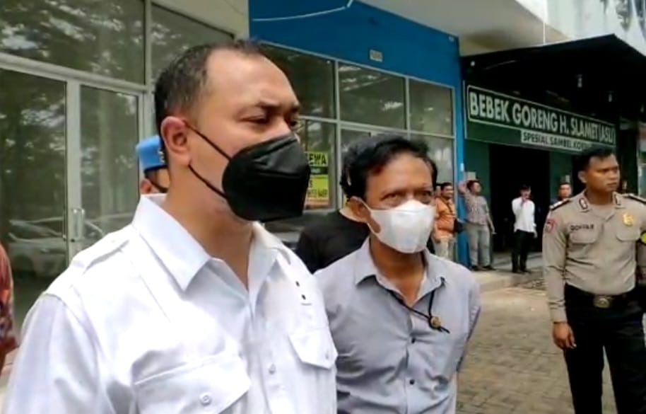 Polisi Geledah Belasan Ruko Beromzet Rp9,3 M/Hari di Cikupa Tangerang