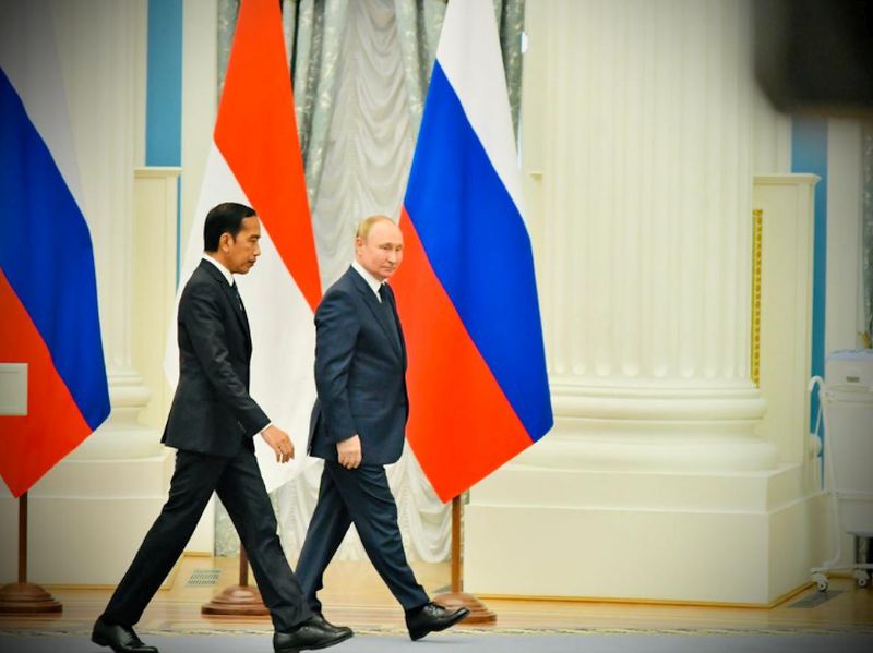 Jokowi Ceritakan Pengalamannya Bertemu Zelenskyy dan Putin