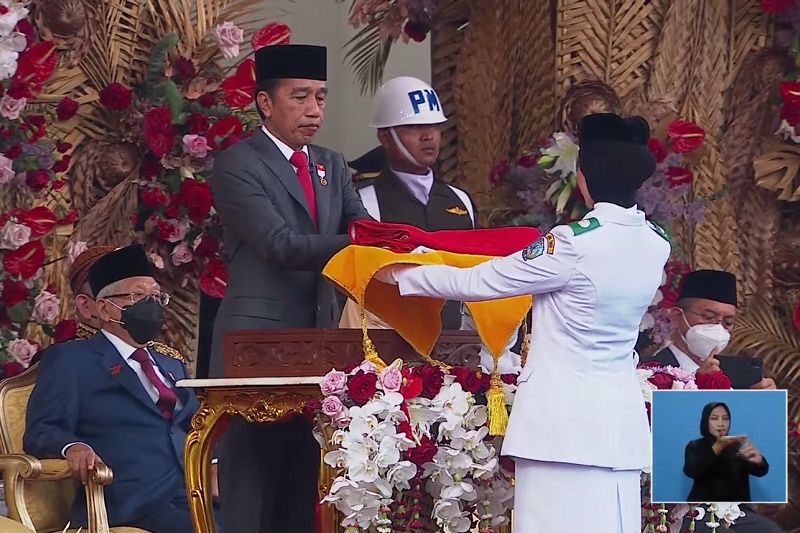 Penurunan Bendera di Istana Merdeka berlangsung lancar