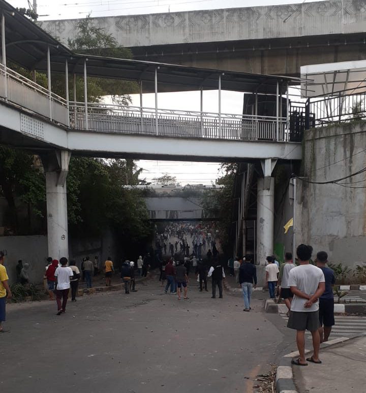 Polisi Buru Provokator Tawuran di Underpass Manggarai Tebet