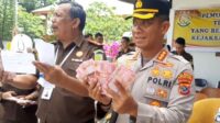 Kejari Kota Kupang Musnahkan Barang Bukti Rp. 350 Juta