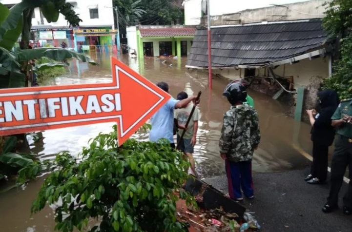 Polisi: Tiga Siswa MTsN 19 Tewas Tertimpa Tembok