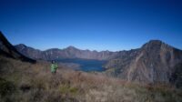 Suhu Udara Gunung Rinjani Capai Nol Derajat Celcius