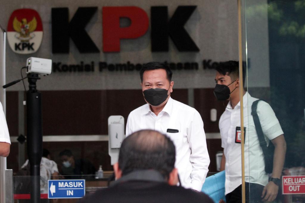 KPK Cegah Kepala BPN Riau M Syahri dan Bos Hotel Adimulia Frank Wijaya Pergi ke Luar Negeri