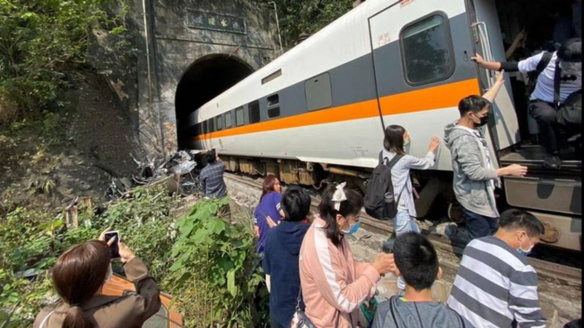 Terbukti Lalai dan Sebabkan Kecelakaan Maut, Pejabat Kereta Api Taiwan Dibui Nyaris 9 Tahun